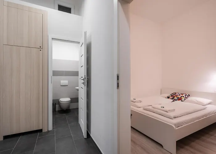Cascade Corvin Apartment *